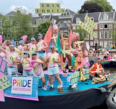 gayexpats3